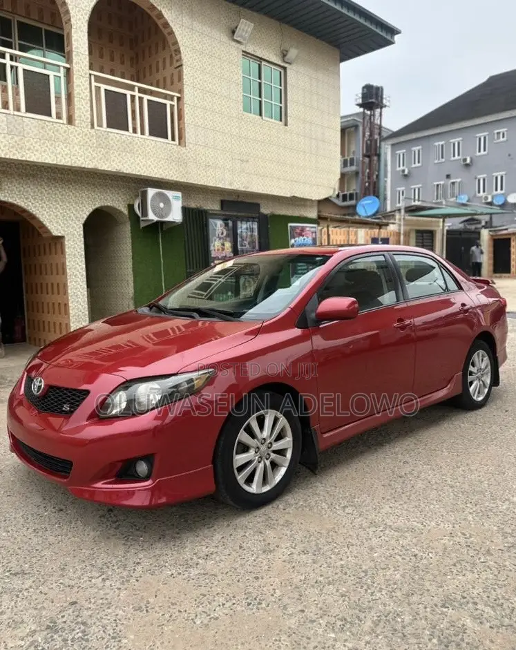 Toyota Corolla S 4dr Sedan (1.8L 4cyl 4A) 2010 Red