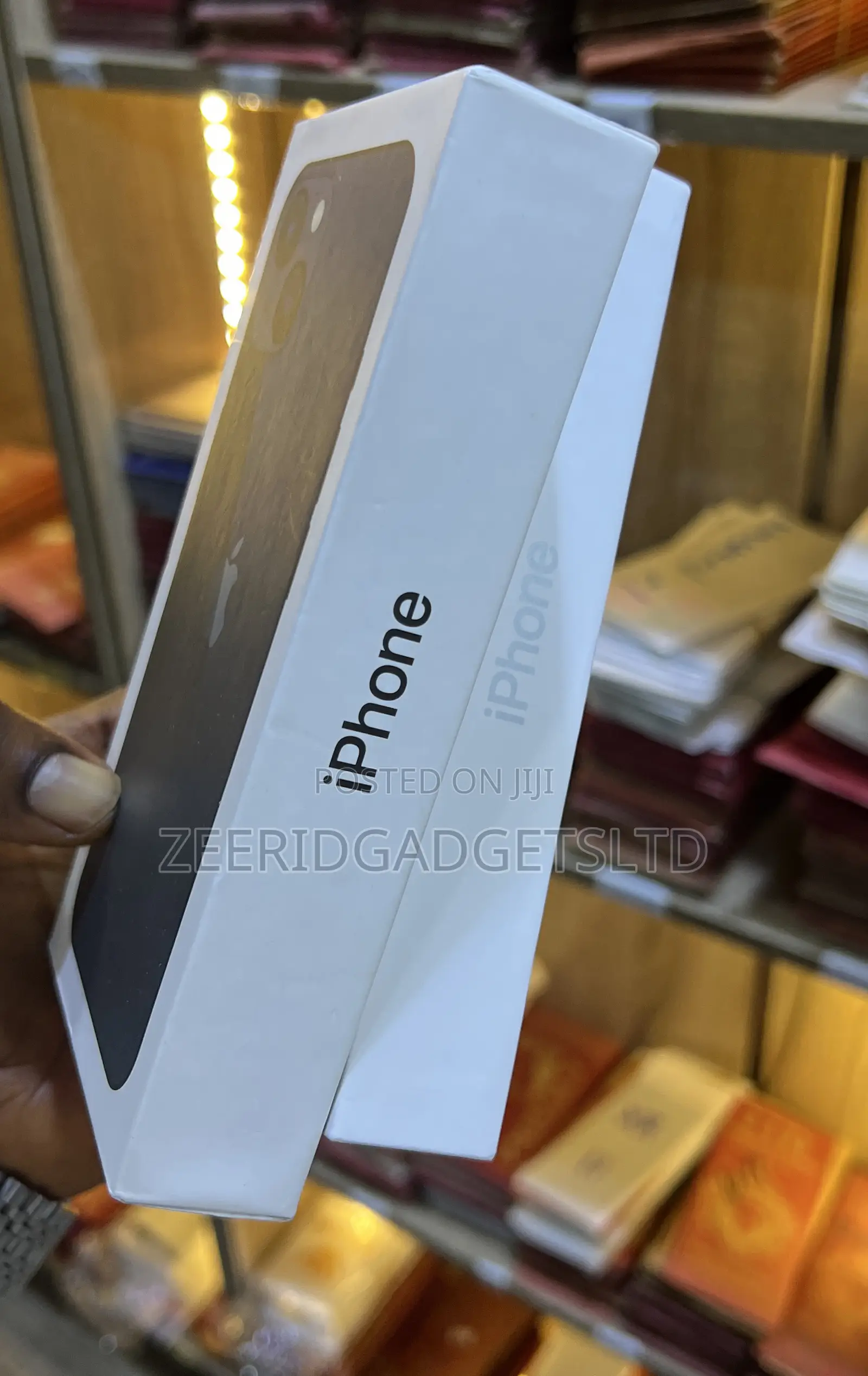 New Apple iPhone 13 128 GB Black
