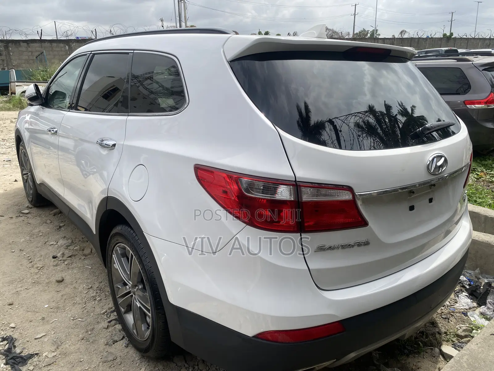 Hyundai Santa Fe Limited 4dr SUV AWD (3.3L 6cyl 6A) 2014 White