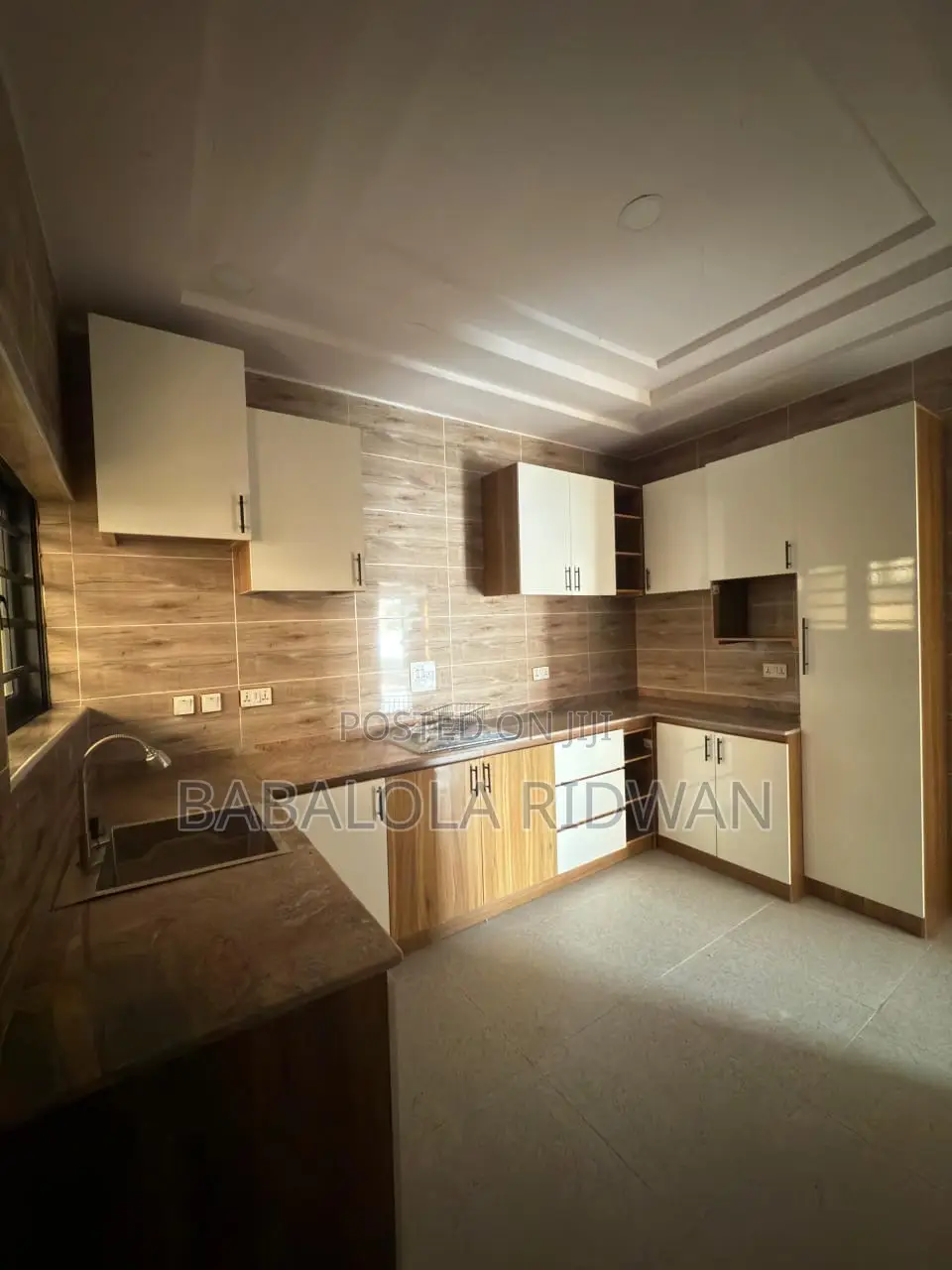 3bdrm Apartment in Kolapo Ishola Gra,, Akobo for sale