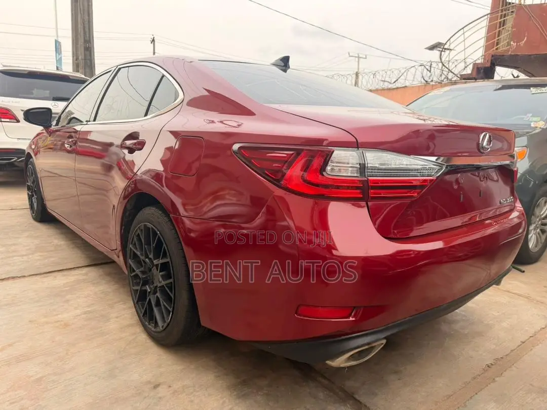 Lexus ES 350 FWD 2016 Red