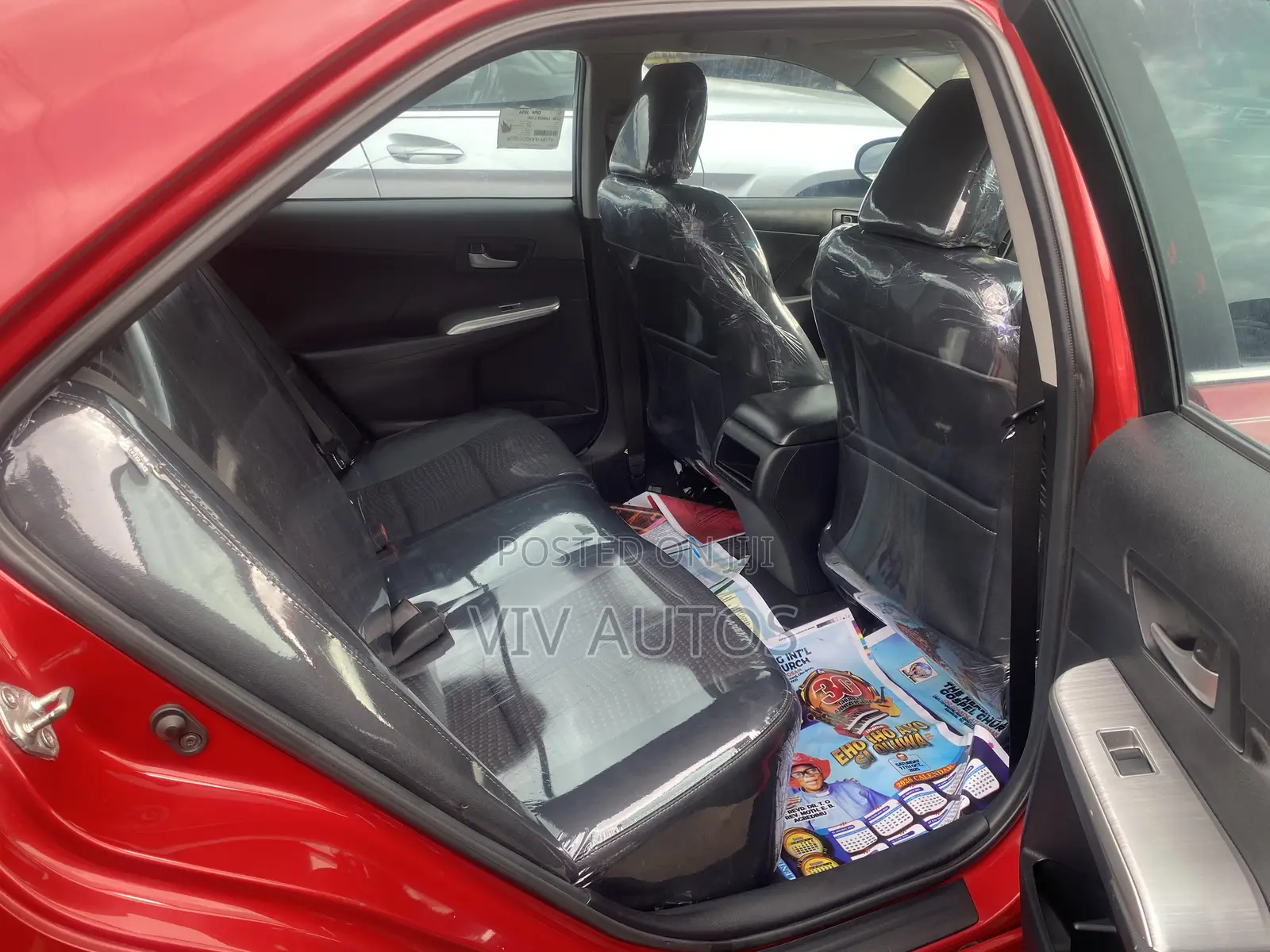 Toyota Camry SE V6 4dr Sedan (3.5L 6cyl 6A) 2013 Red