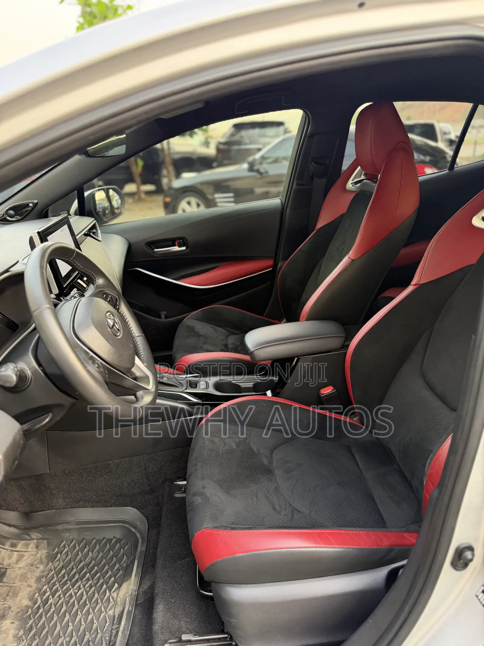 Toyota Corolla Hatchback Nightshade 2024 Silver