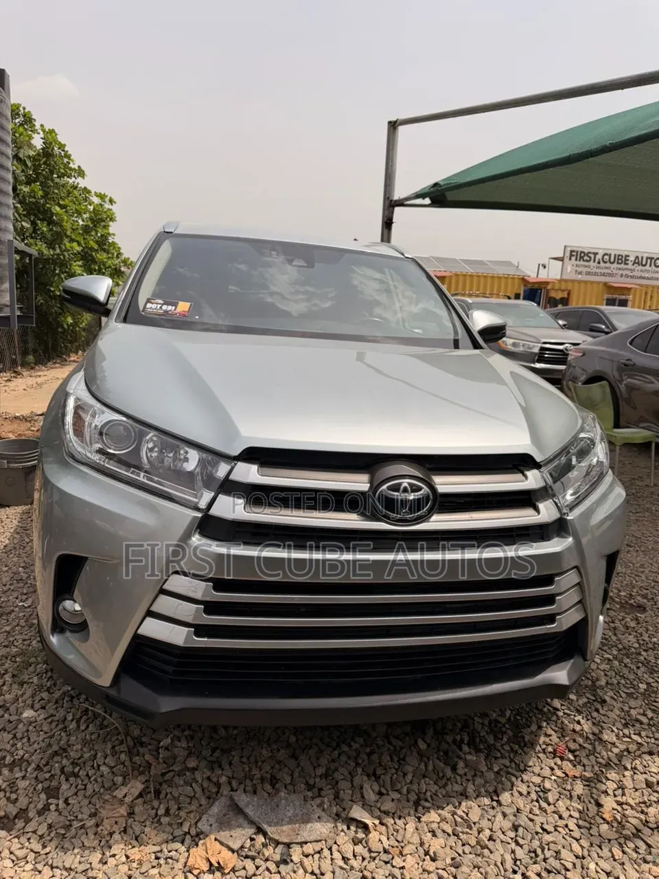 Toyota Highlander XLE 4x2 V6 (3.5L 6cyl 8A) 2018 Gray