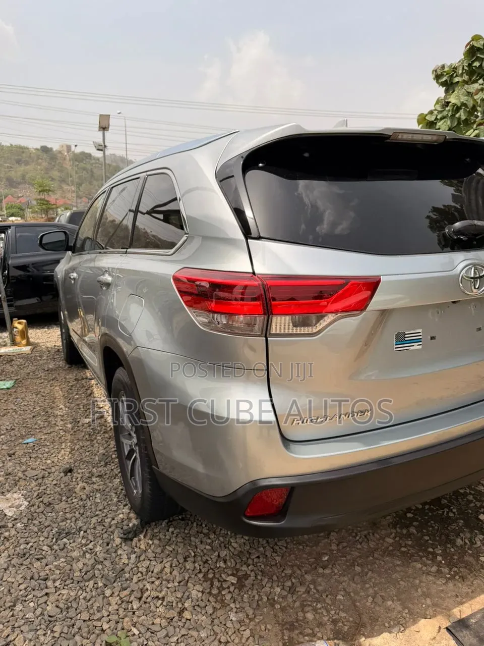 Toyota Highlander XLE 4x2 V6 (3.5L 6cyl 8A) 2018 Gray