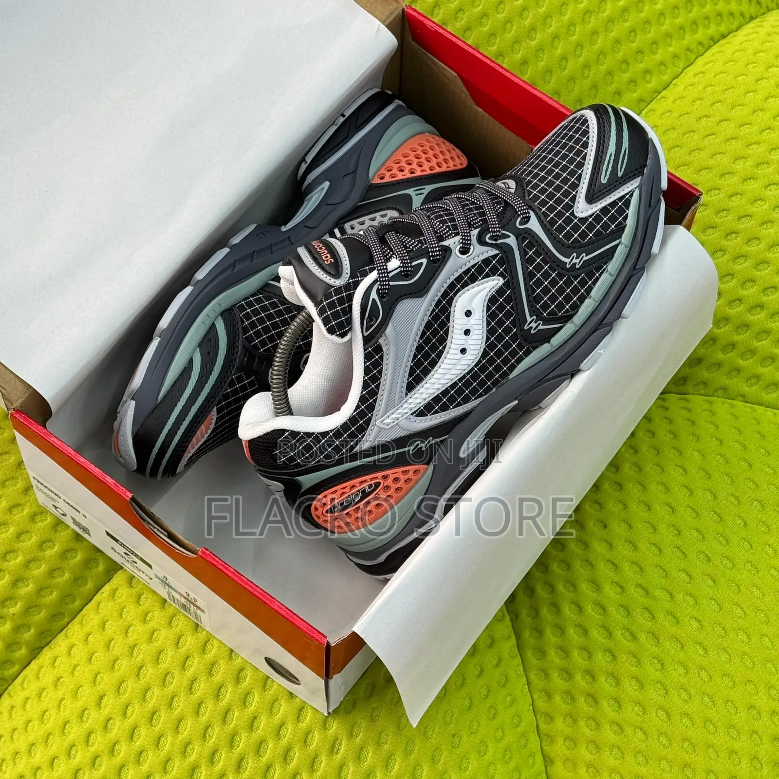Origianal Saucony Progrid Triumph 4 Shadow Silver Sneakers