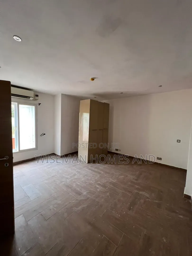 2bdrm Maisonette in Agungi Lekki Eti-Osa for rent