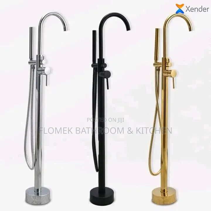 Luxury Freestanding Bathtub Faucet – Premium Finish.