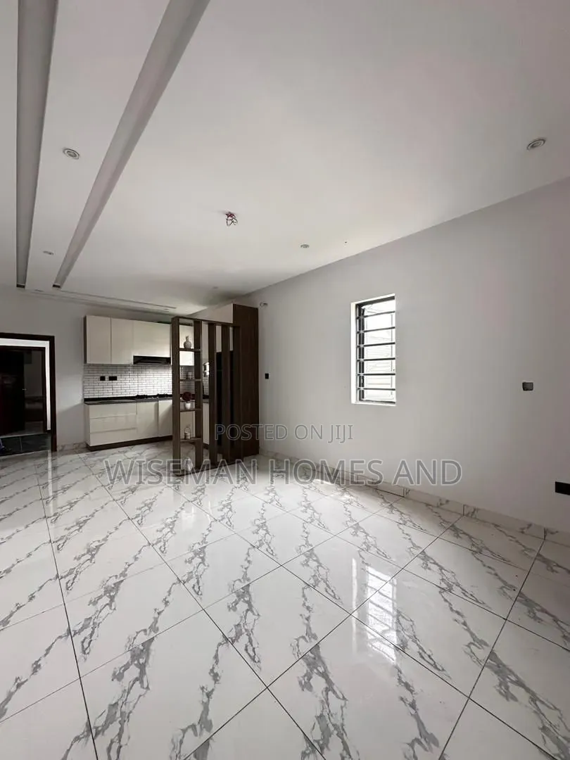 Studio Apartment in Lekki Conservation, Chevron for rent