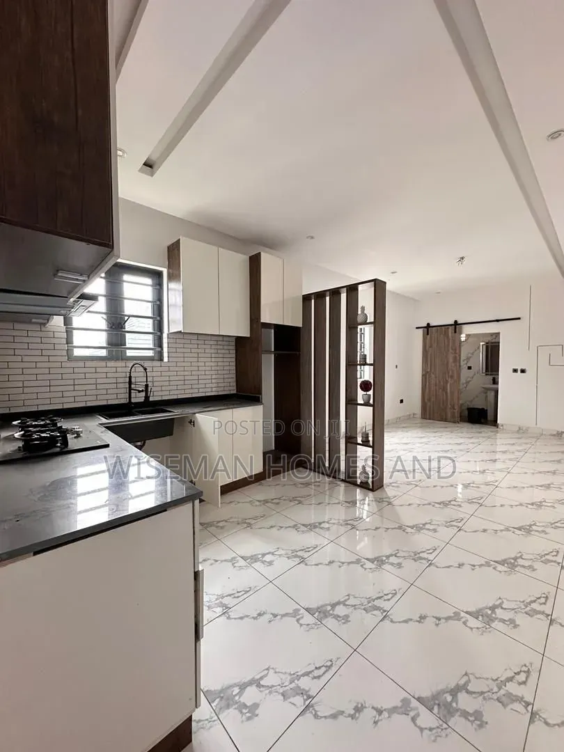 Studio Apartment in Lekki Conservation, Chevron for rent