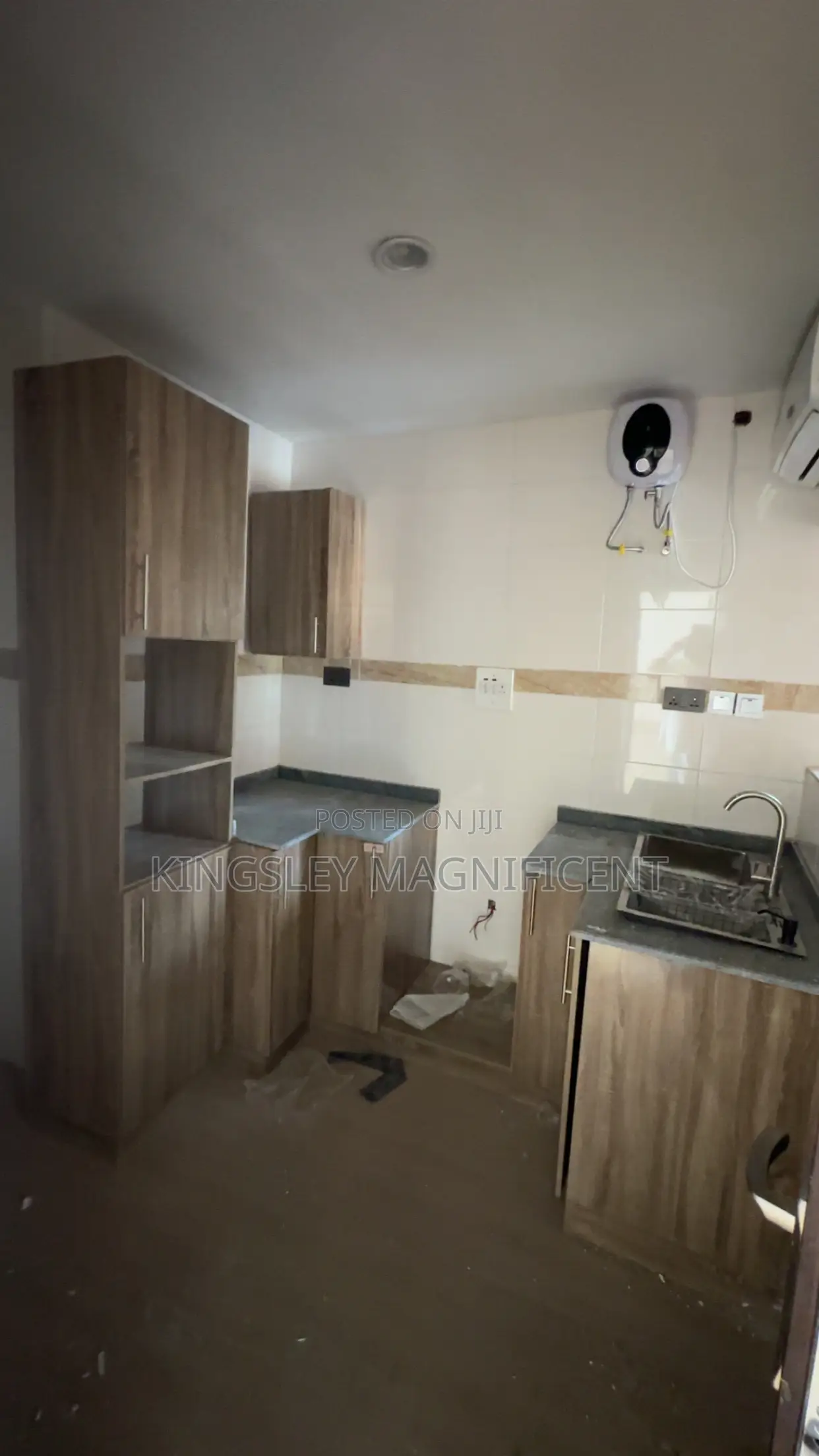 3bdrm Block of Flats in Katampe for sale