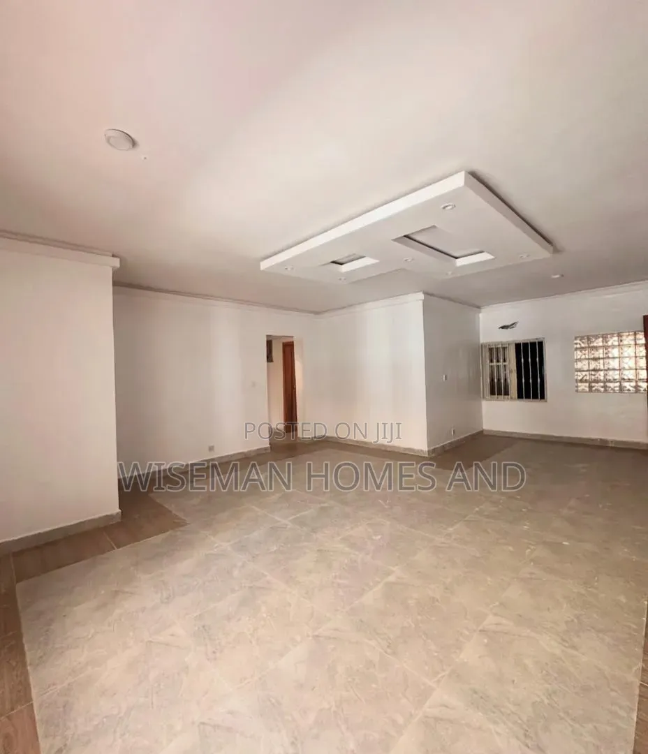 3bdrm Apartment in Chevron Lekki for rent