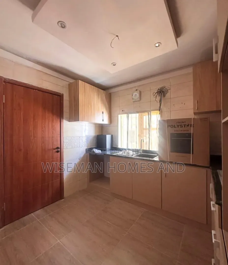 3bdrm Apartment in Chevron Lekki for rent
