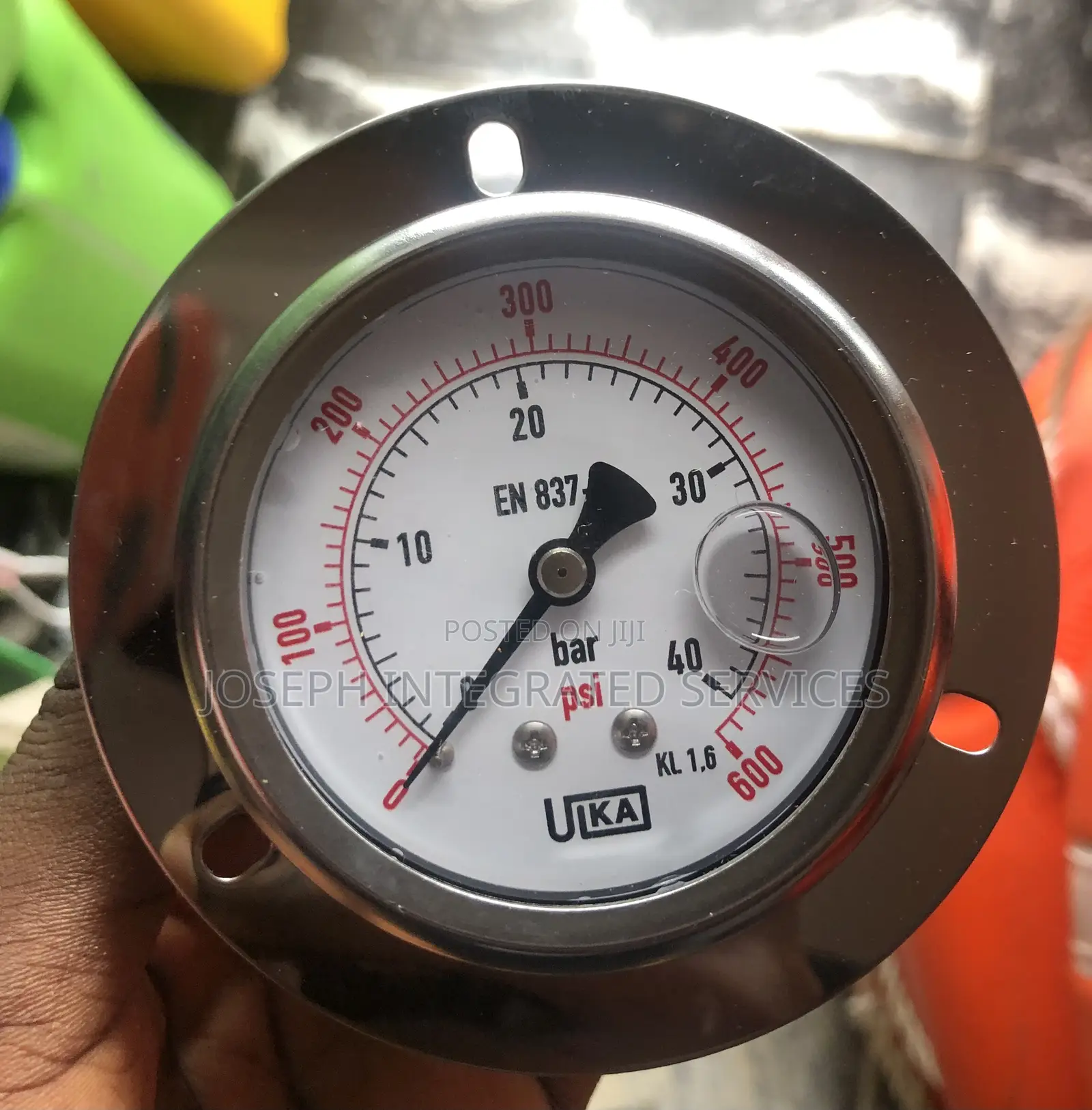 Wika Industrial Pressure Gauge 2.5”x1/4” 0-40bar