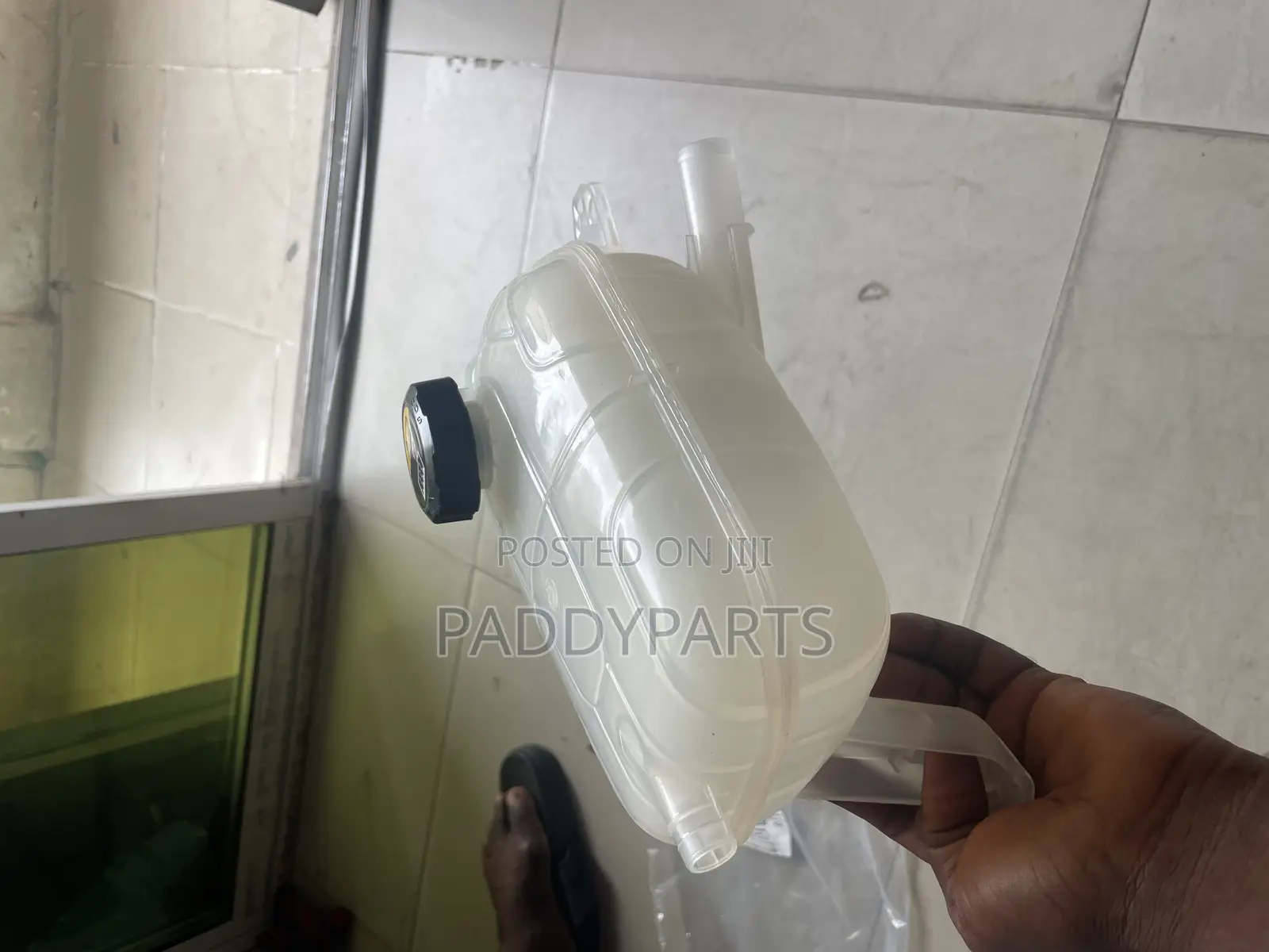 Kia Coolant Radiator Reservoir Tank With Cap 2021-2023