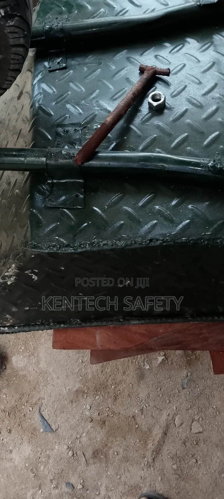 Shaka Plates Wheel Barrow Fully Welded With Quality Wheel