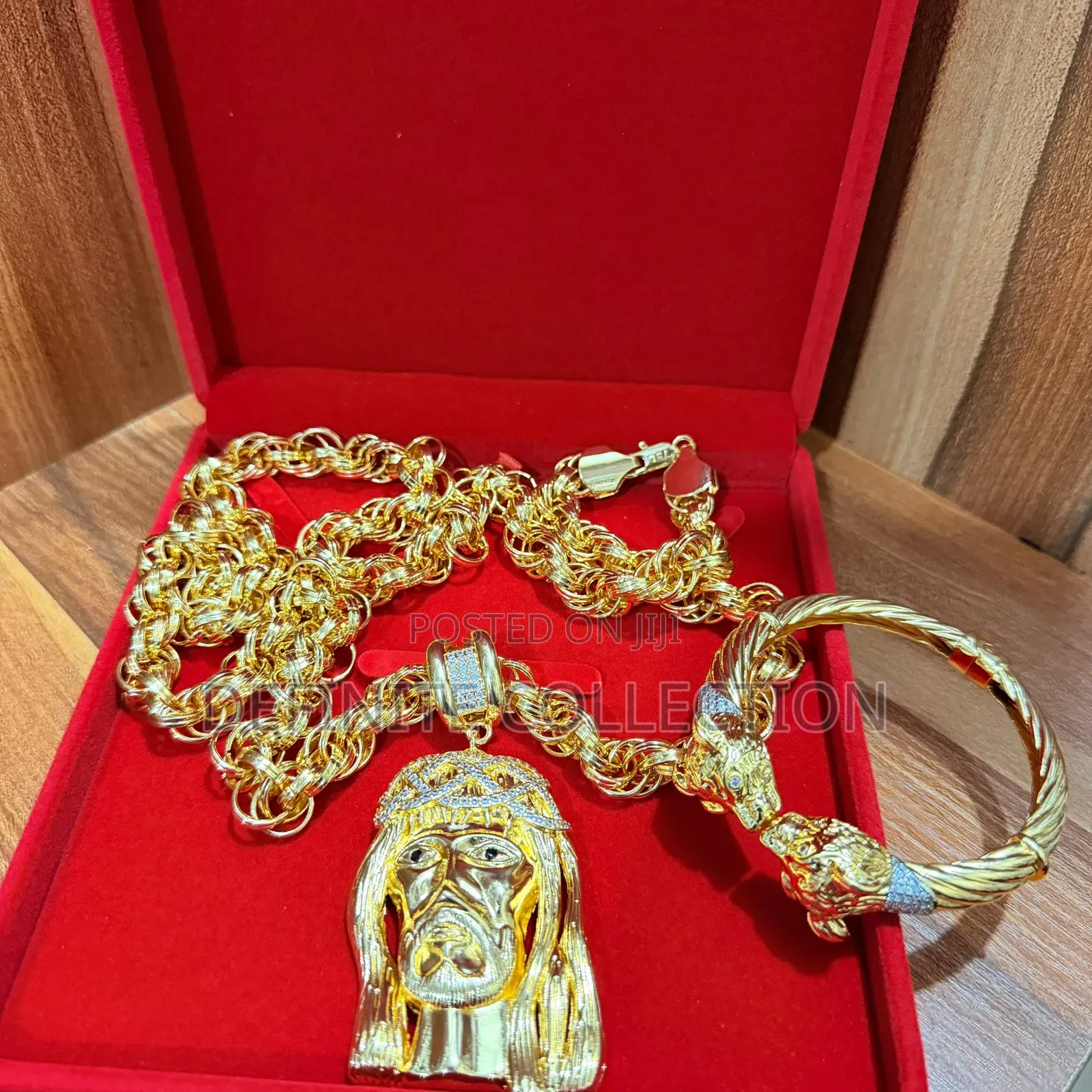 Top Quality Necklace