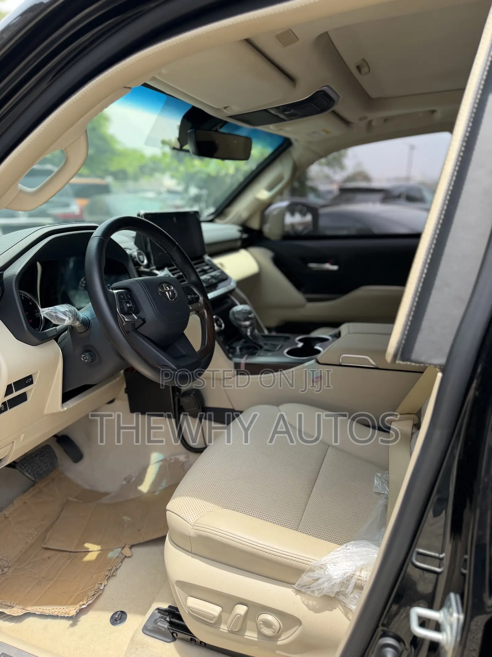 New Toyota Land Cruiser LC300 2025 Black