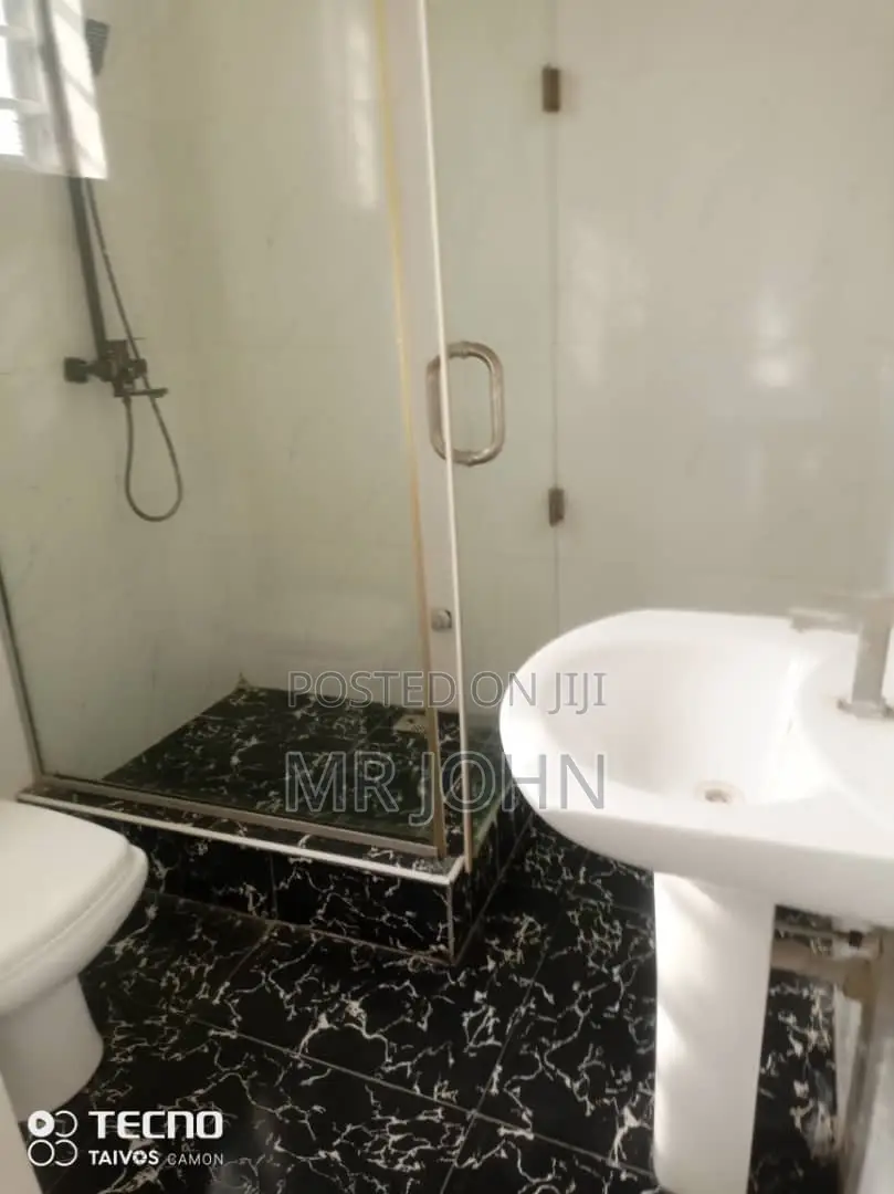1bdrm Shared Apartment in Lekki County Homes G for rent