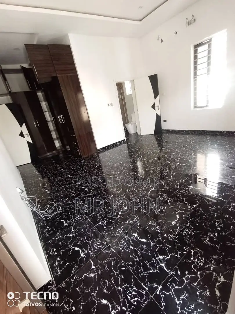 1bdrm Shared Apartment in Lekki County Homes G for rent