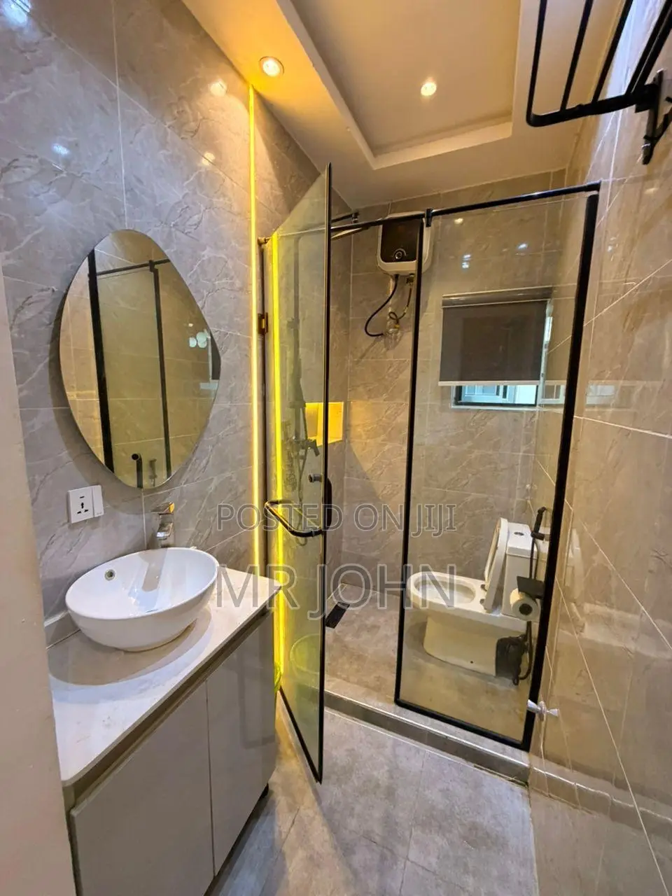 1bdrm Room & Parlour in Orchid Road Oma Pr, Lekki for rent