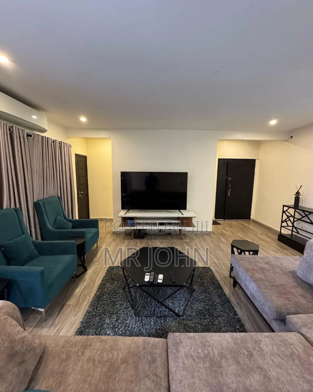 3bdrm Apartment in Ikate D Man Pr, Lekki for rent