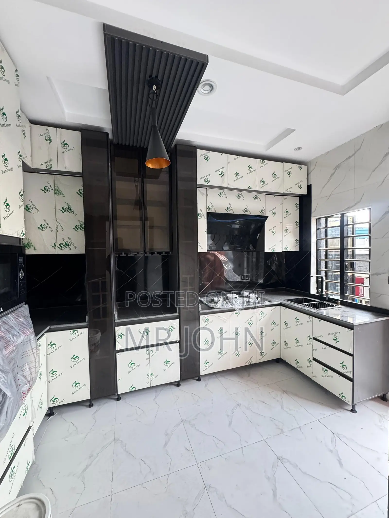 2bdrm Apartment in Igboefon, Lekki for sale