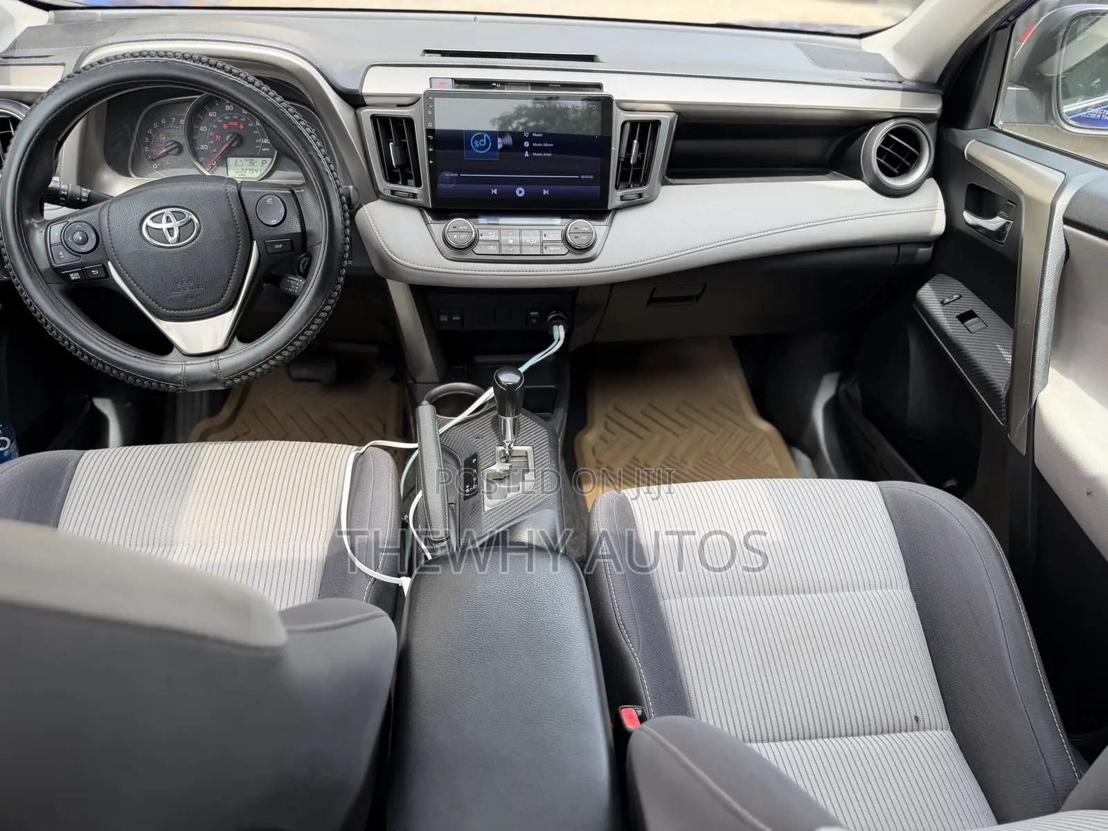 Toyota RAV4 XLE AWD (2.5L 4cyl 6A) 2016 Blue