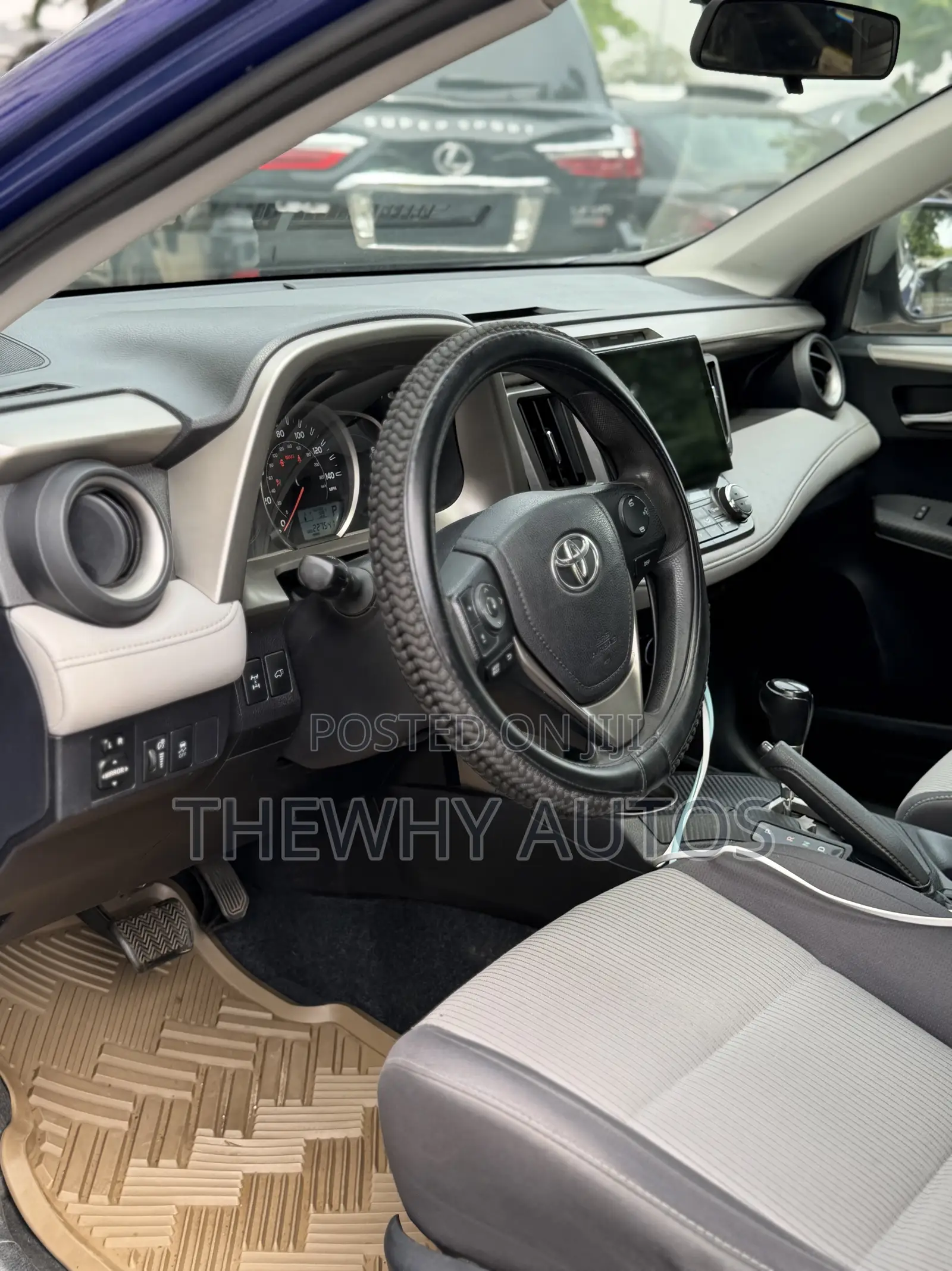 Toyota RAV4 XLE AWD (2.5L 4cyl 6A) 2016 Blue