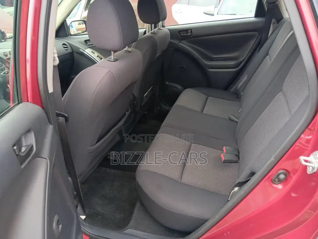 Pontiac Vibe 2006 Red