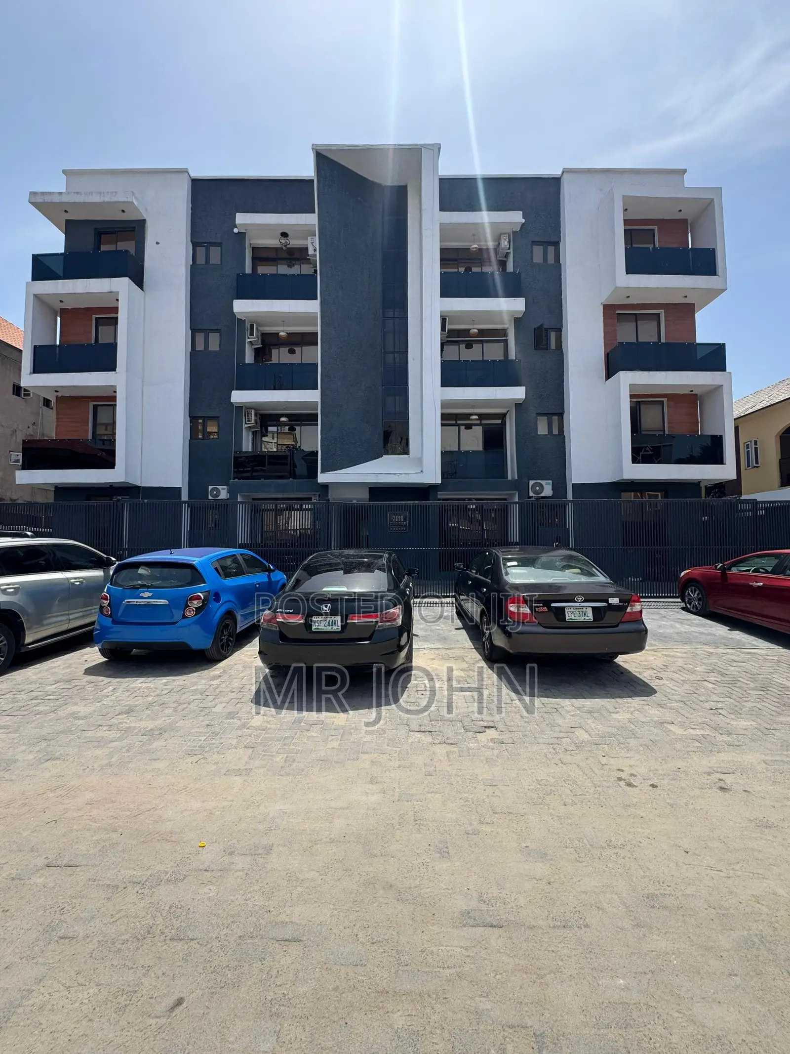 2bdrm Apartment in Ikate D Man Pr, Lekki for rent