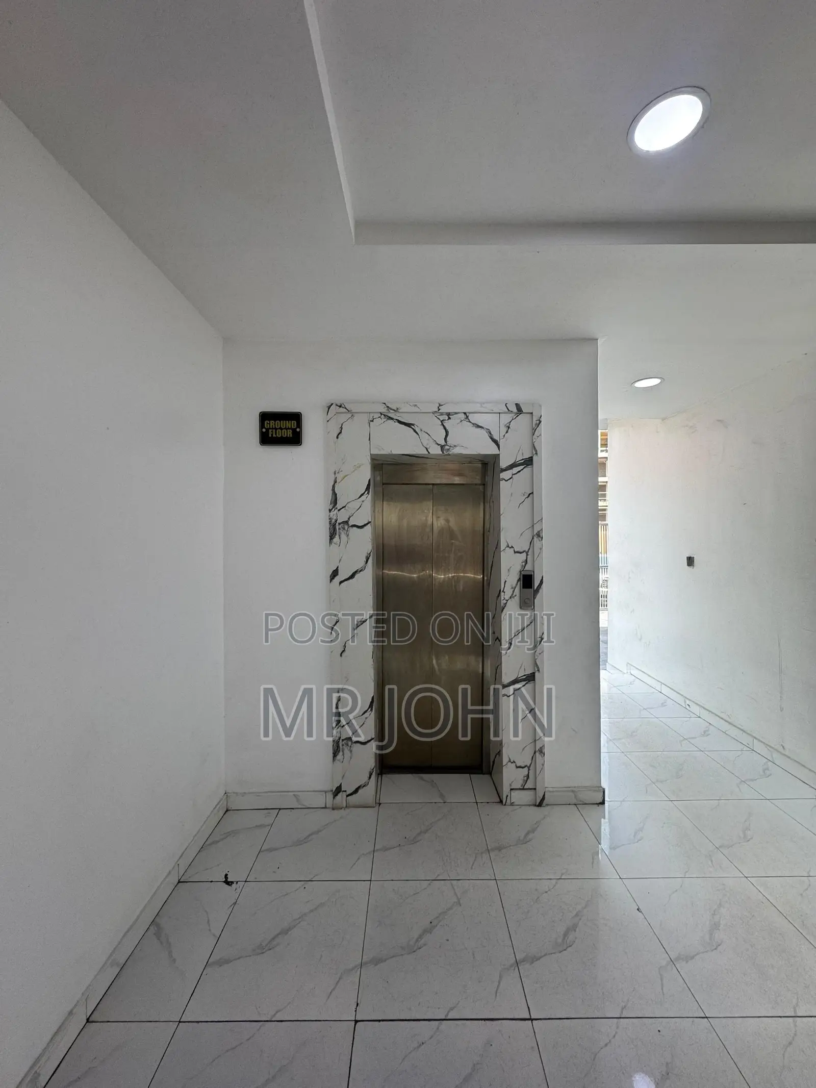 2bdrm Apartment in Ikate D Man Pr, Lekki for rent