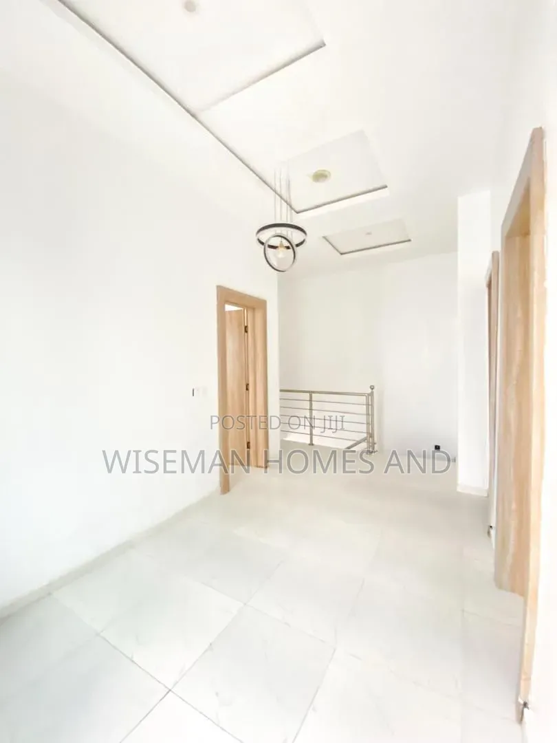 4bdrm Duplex in Orchid Road Lekki for rent