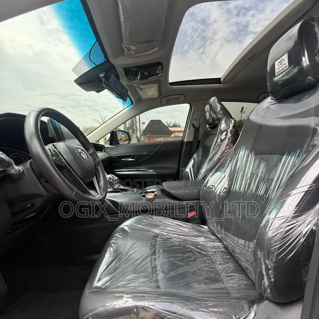 Toyota Venza 2022 White