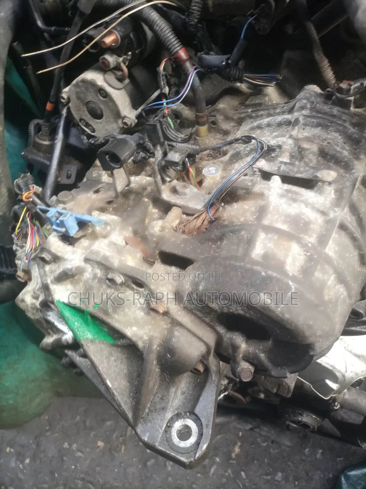 13pin Gear Box for Rx330, Sienna 05 Highlander 08.