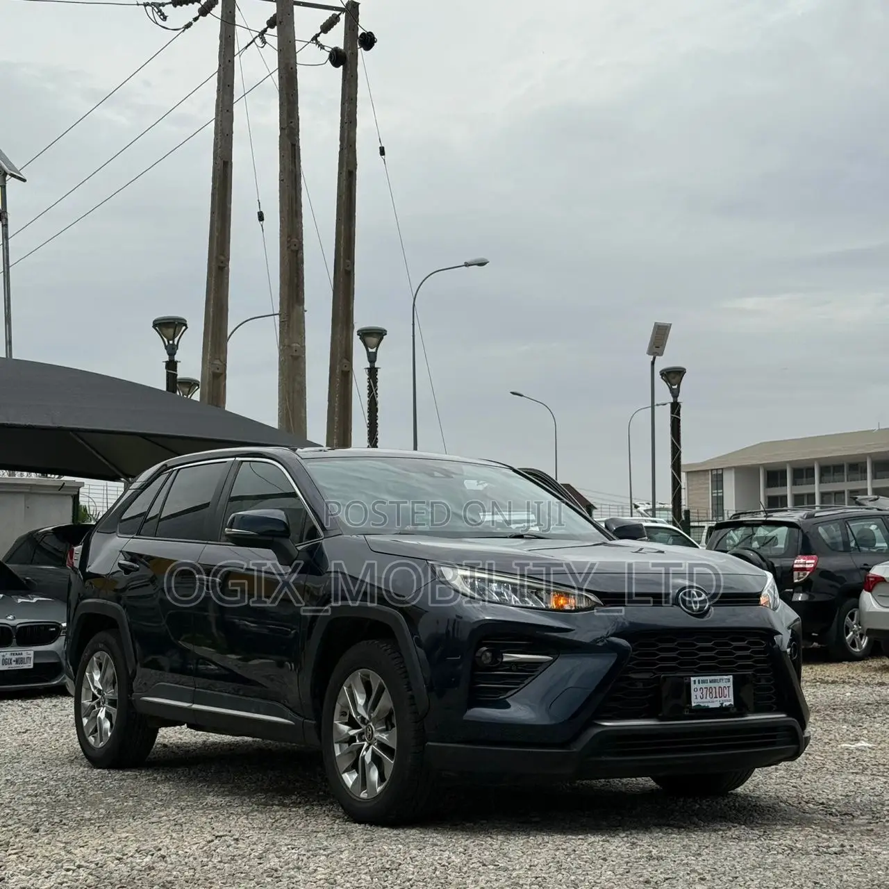 Toyota RAV4 2023 Green
