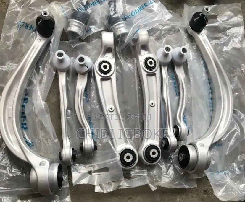 Audi Set of Arms