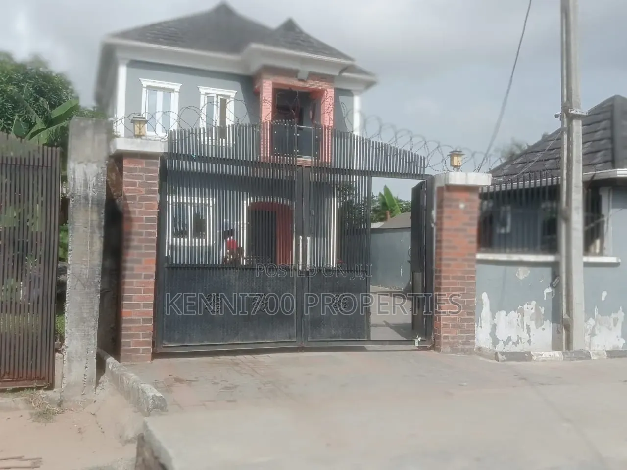 6bdrm Duplex in Along Adeba Road At, Bogije for sale