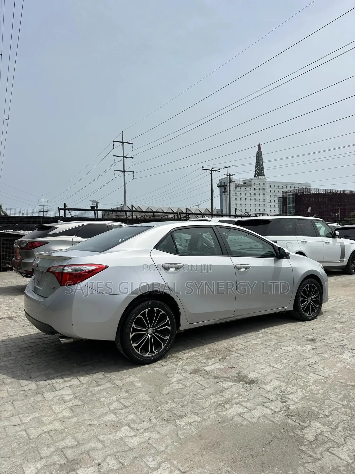 Toyota Corolla S Plus 4dr Sedan (1.8L 4cyl CVT) 2014 Silver