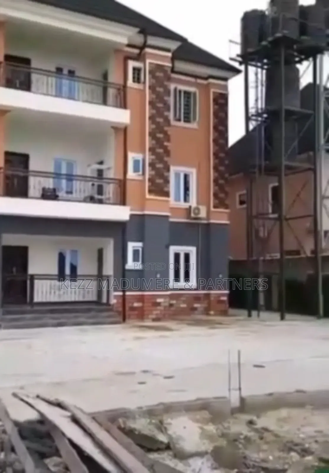6bdrm Block of Flats in Shell Cooperative for sale