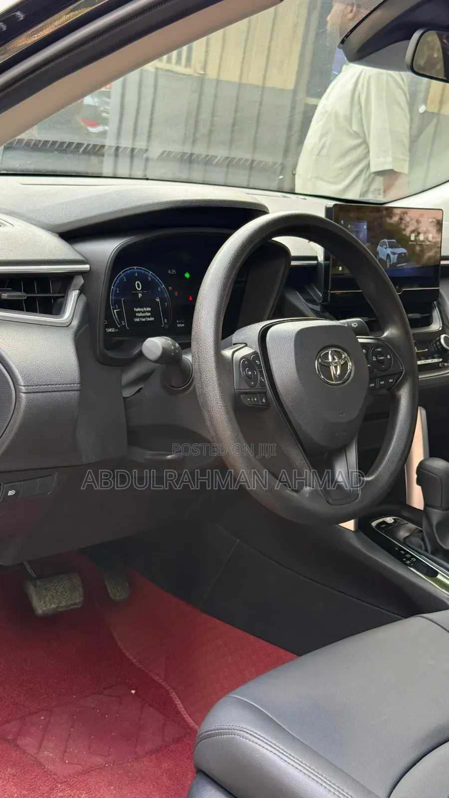 Toyota Corolla Cross XLE 2WD 2024 Black
