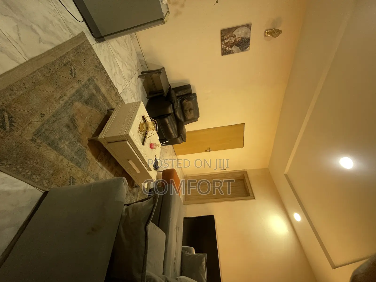 1bedroom Within an Apartment