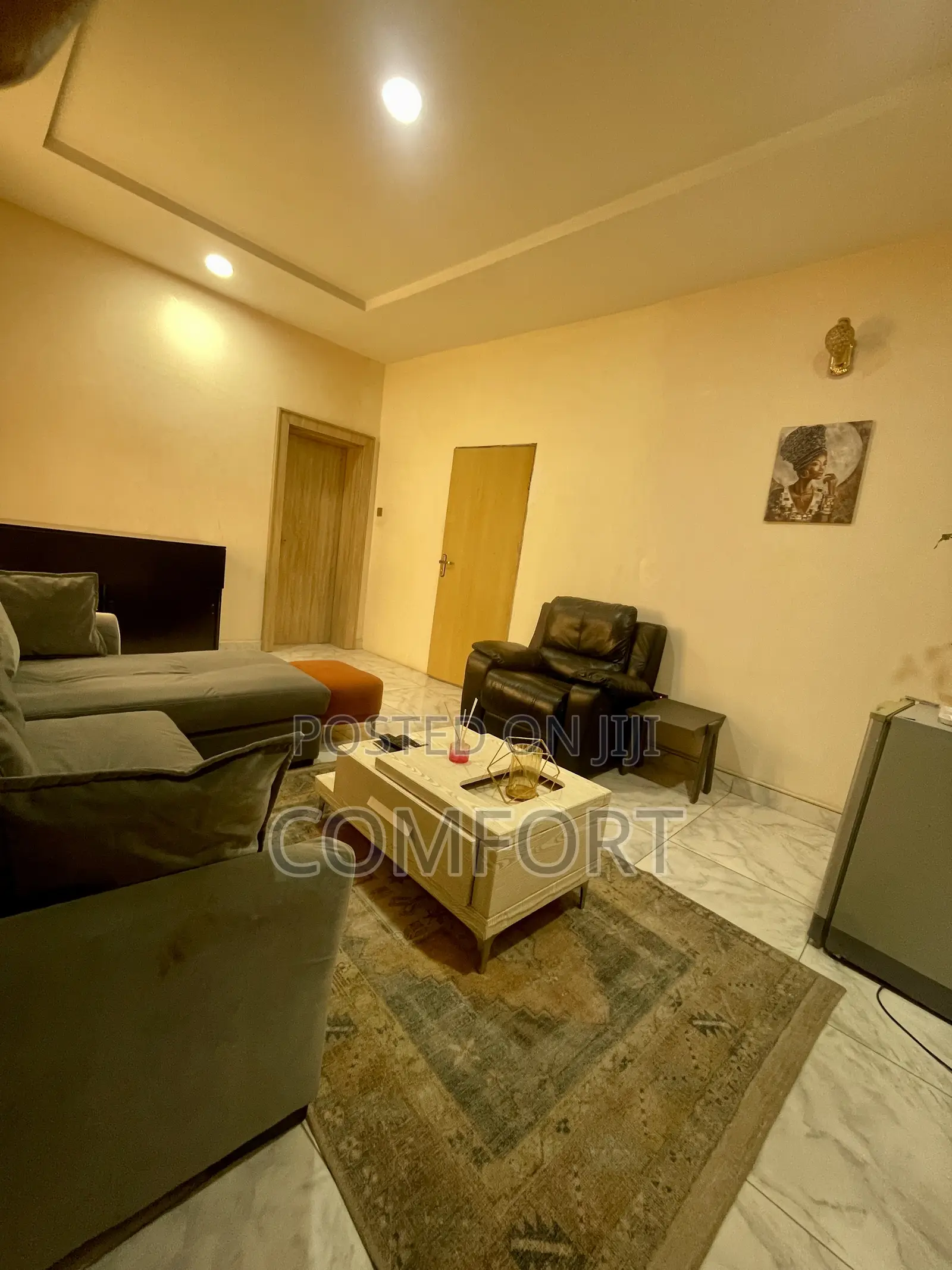 1bedroom Within an Apartment