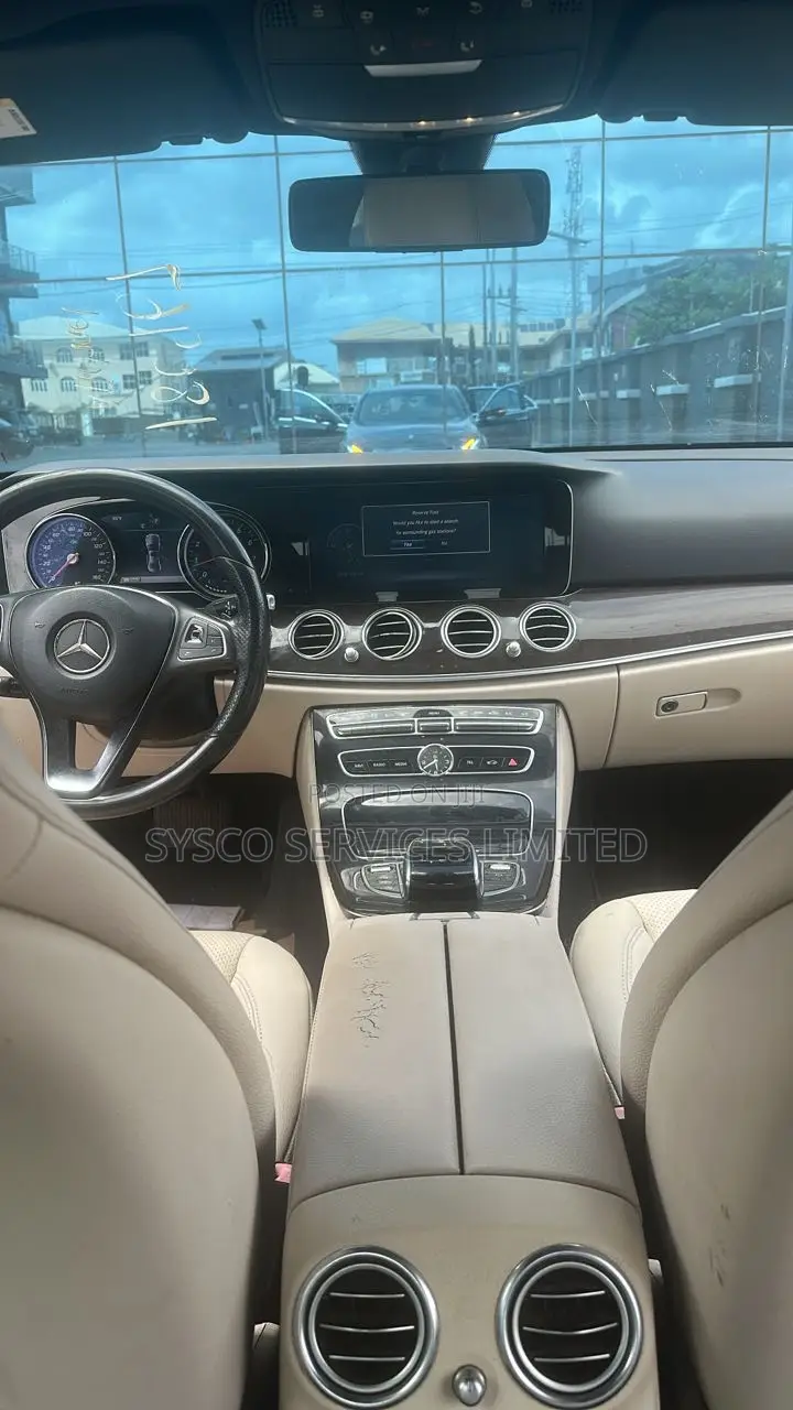 Mercedes-Benz E300 4Matic AWD Sedan (2.0L 4cyl 9A) 2017 Black