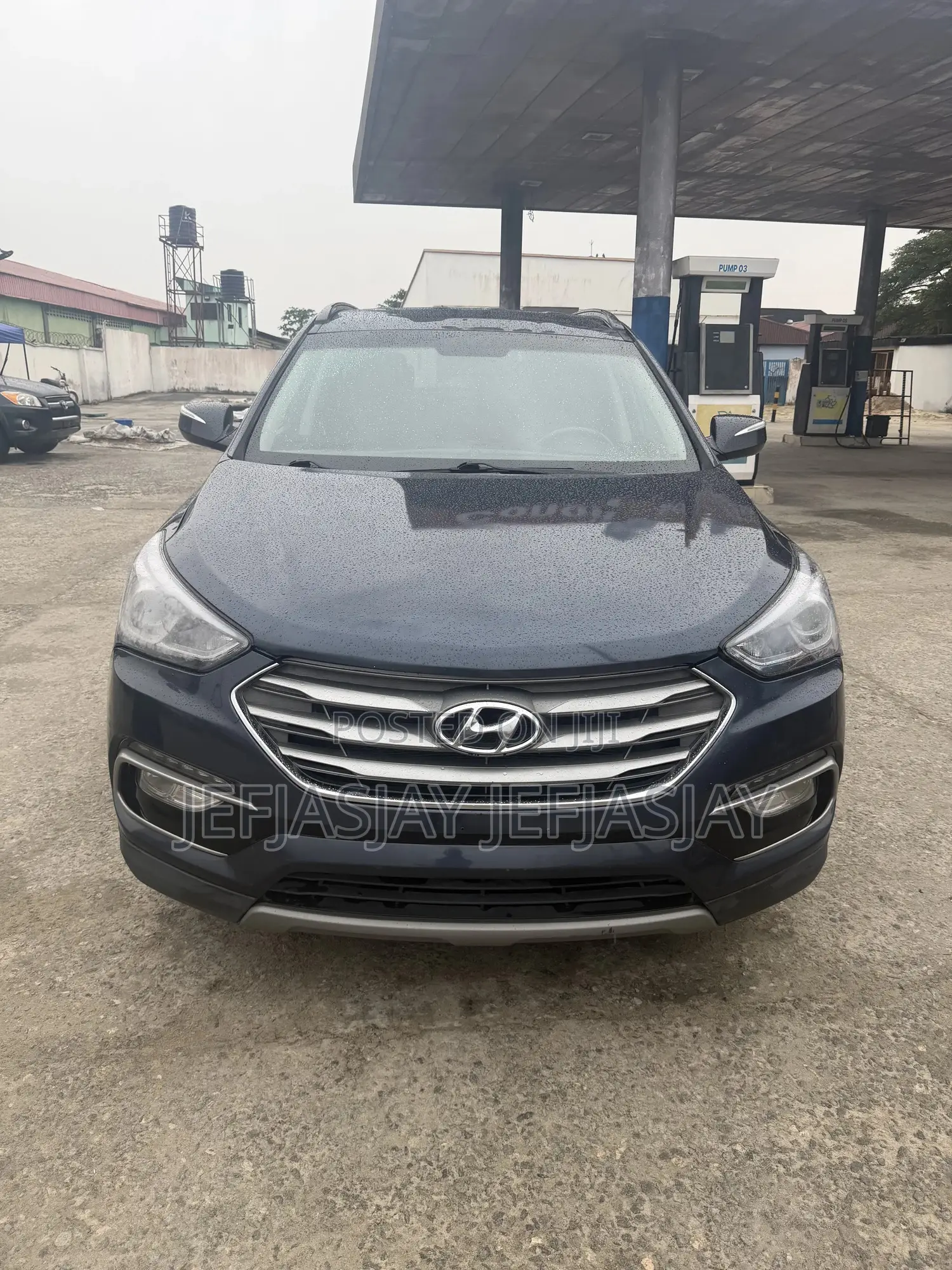 Hyundai Santa Fe SE Ultimate AWD 2017 Gray