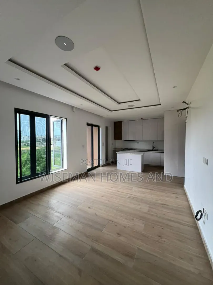 2bdrm Apartment in Ikate Lekki Eti-Osa for sale