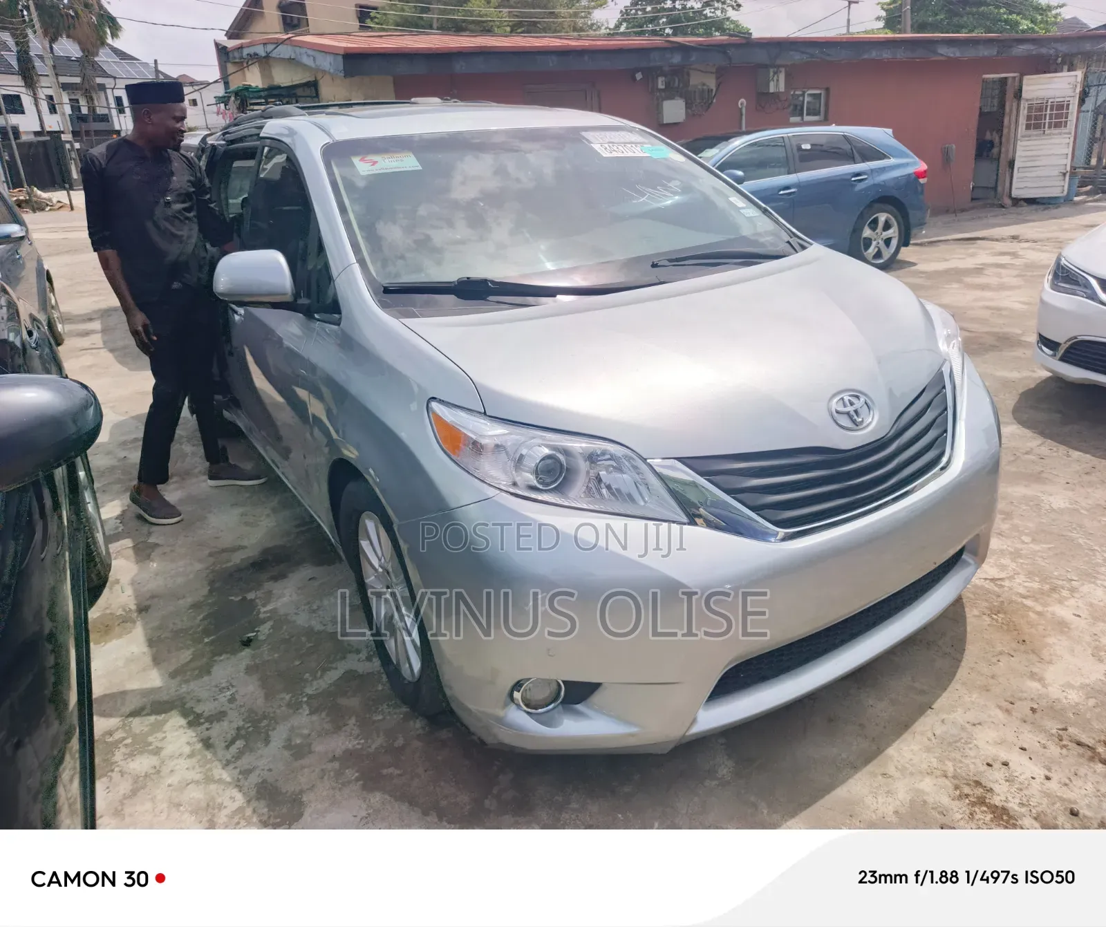 Toyota Sienna Limited 7 Passenger 2012 Silver