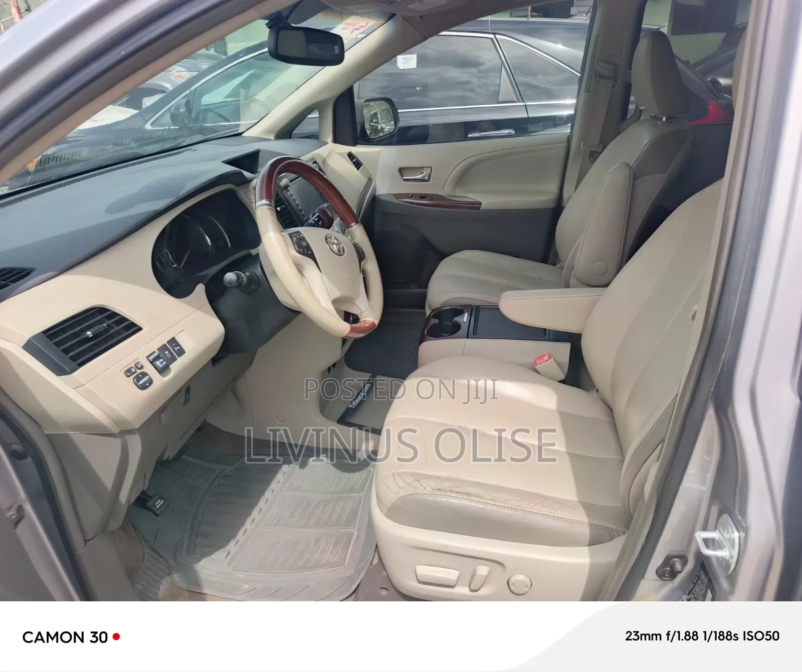 Toyota Sienna Limited 7 Passenger 2012 Silver