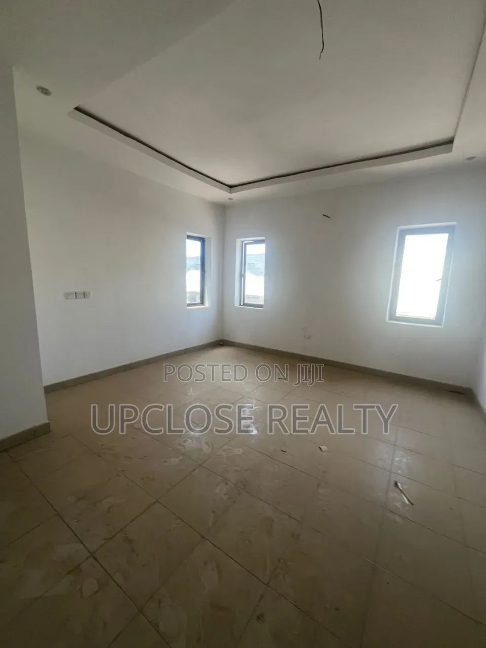 3bdrm Block of Flats in Mabushi for sale
