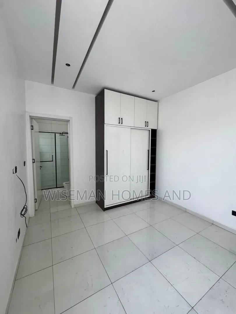 2bdrm Apartment in Oniru Lagos State, Victoria Island Extension